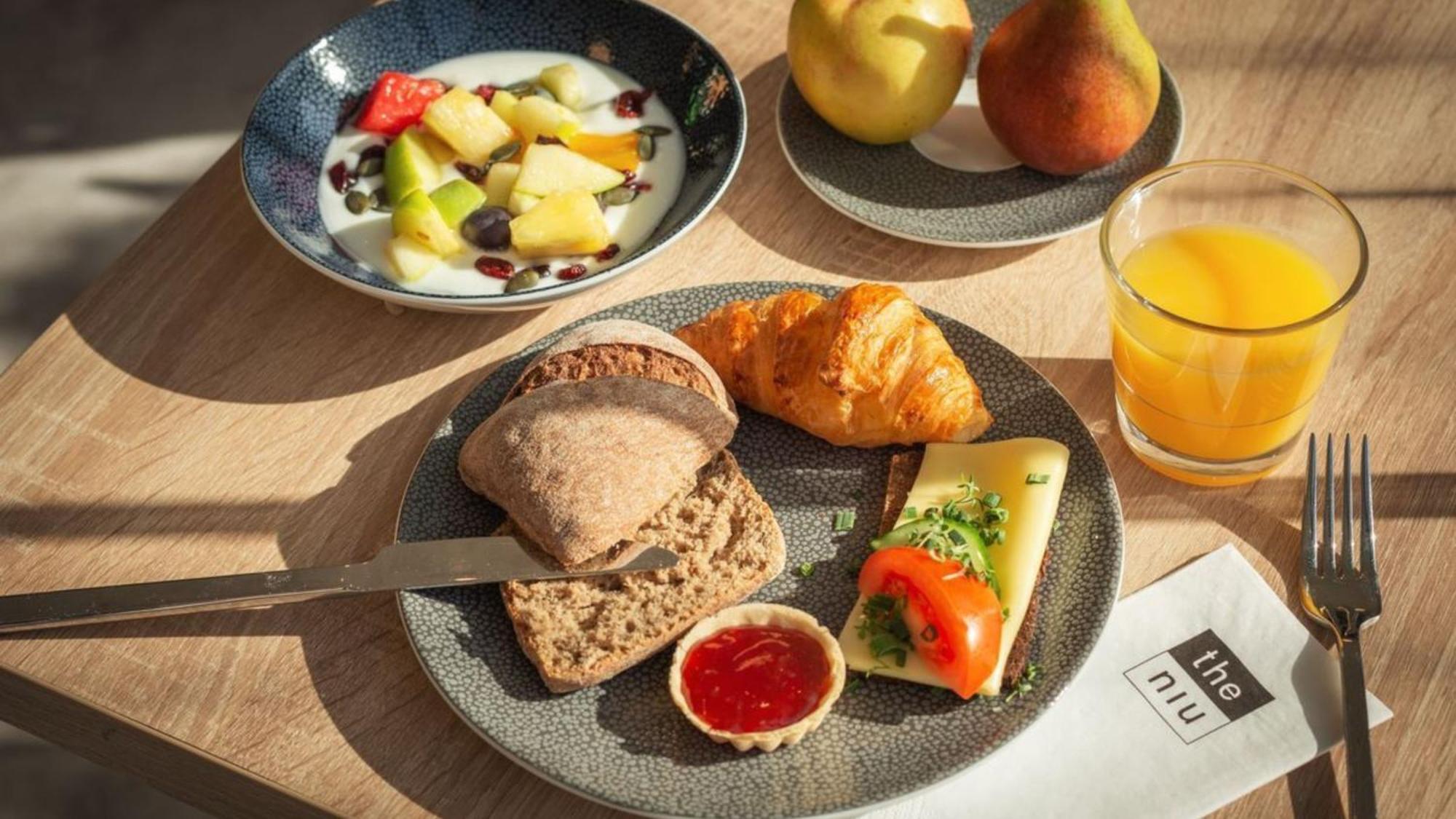 Holiday Inn - The Niu, Yen Hamburg City By Ihg ภายนอก รูปภาพ